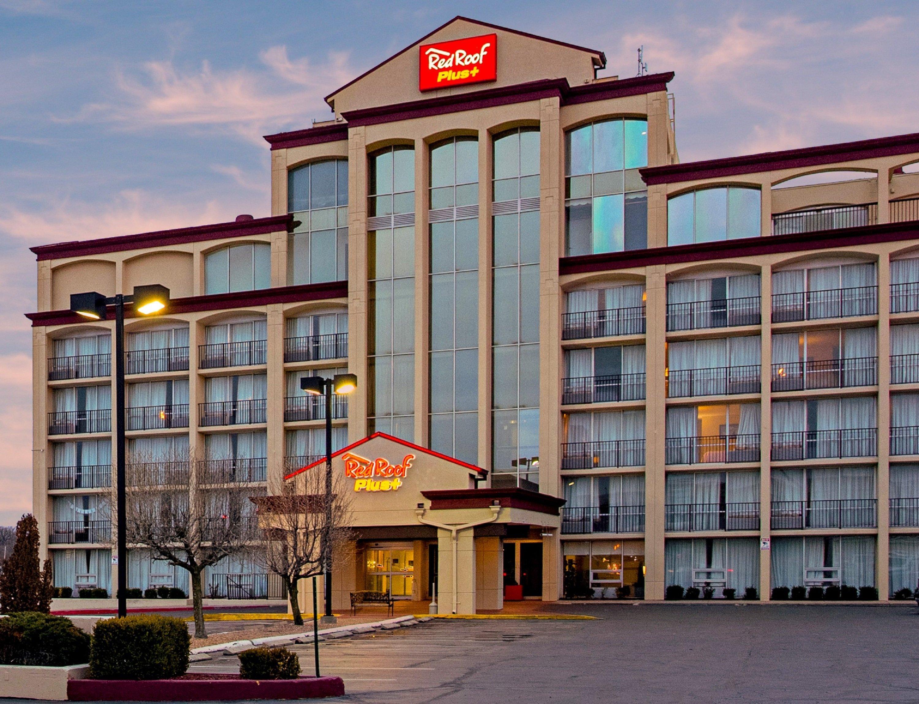 Red Roof Inn Plus+ Wichita East Exterior photo